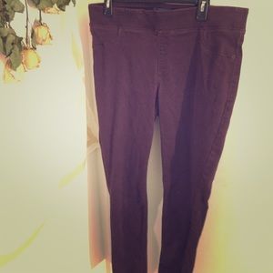 Mid-rise purple jeggings